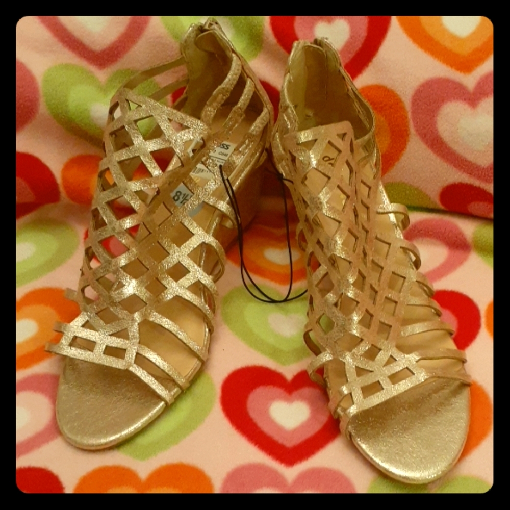 Dollhouse Sandals